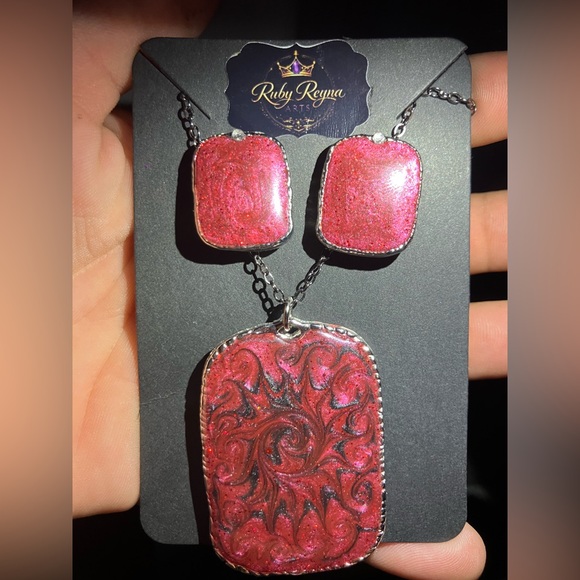 Gothic Romantic Set - Picture 4 of 5